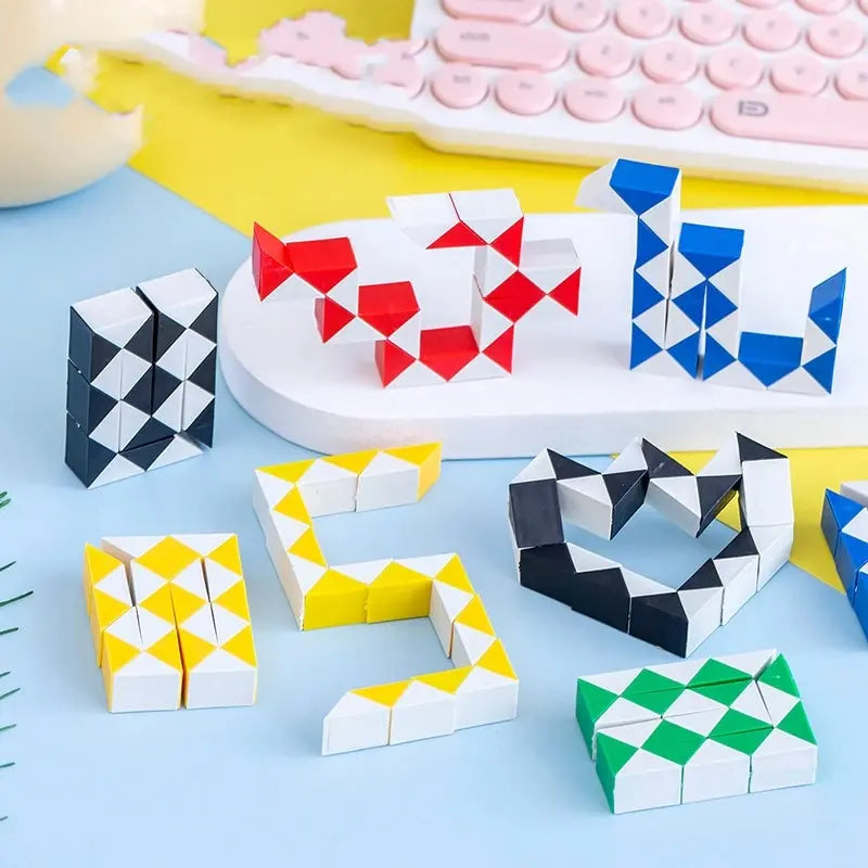 10 Uds. De regla mágica plegable de serpiente, rompecabezas, cubo antiestrés, juguete educativo, recuerdos de fiesta de cumpleaños para niños, bolsas de regalos, recompensa escolar de 21CM