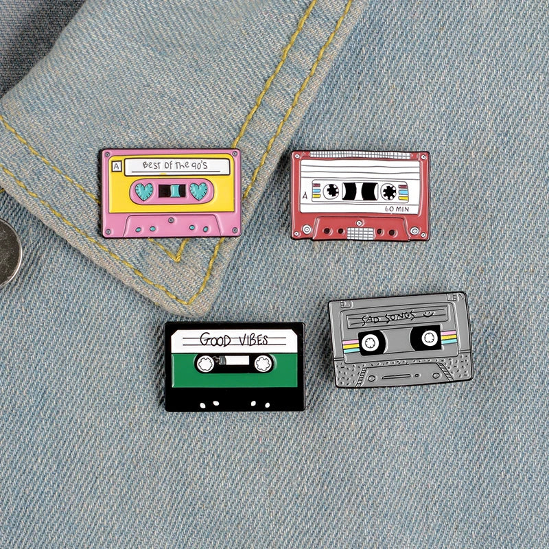 Pin esmaltado con cinta musical de los 90, broches Vintage nostálgicos de la mejor canción para bolso, ropa, Pin de solapa, insignia de la vieja escuela, regalo de joyería para amigos