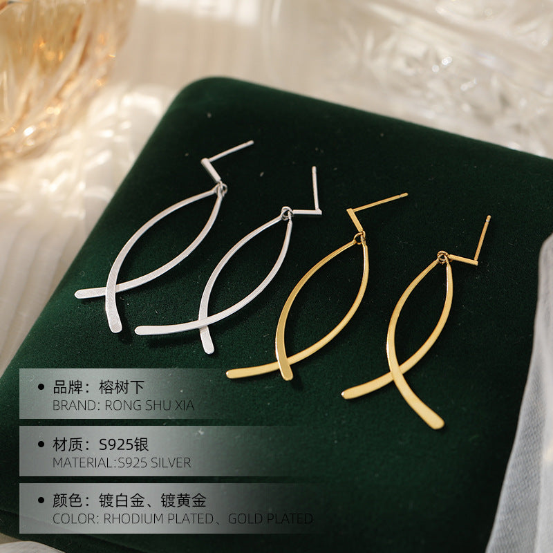 Under the banyan tree S925 silver cold wind cross temperament long earrings women's fashion niche design earrings new fashion